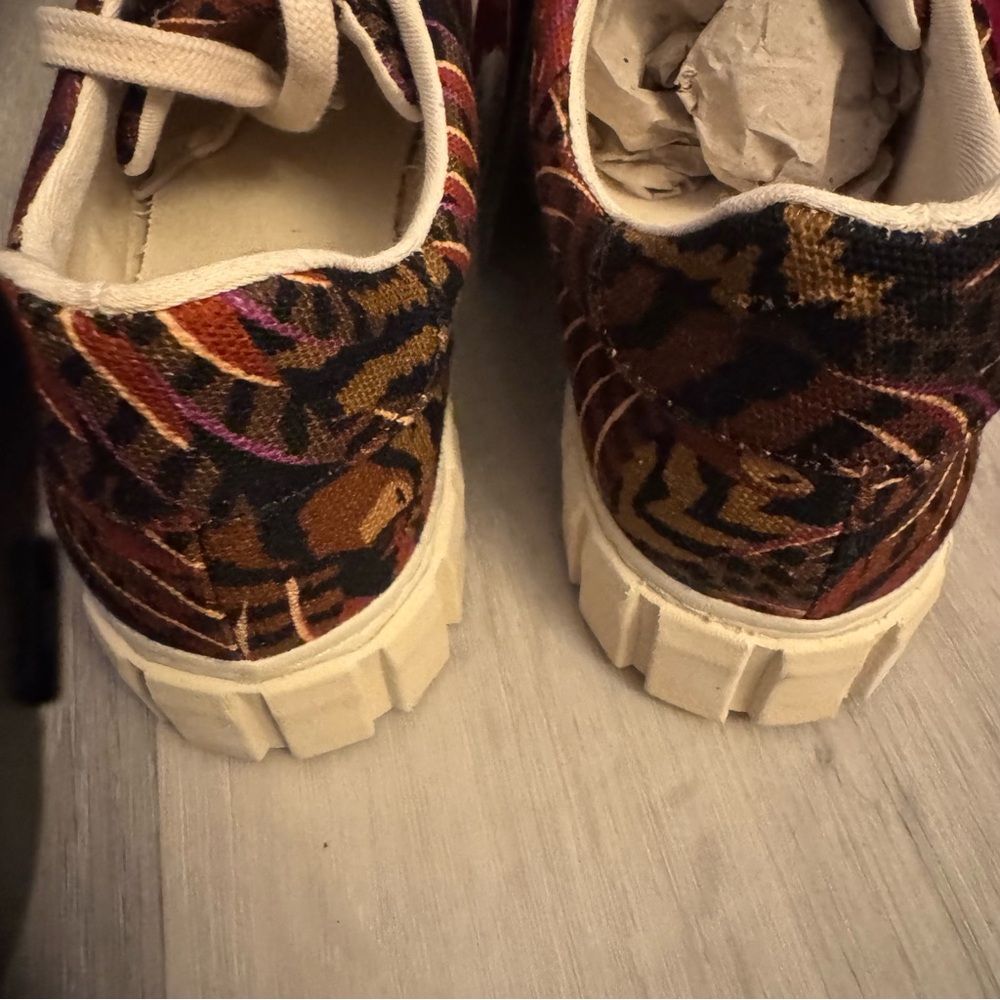 FARM Rio Multicolor Patterned Platform Sneakers - Picture 6 of 11
